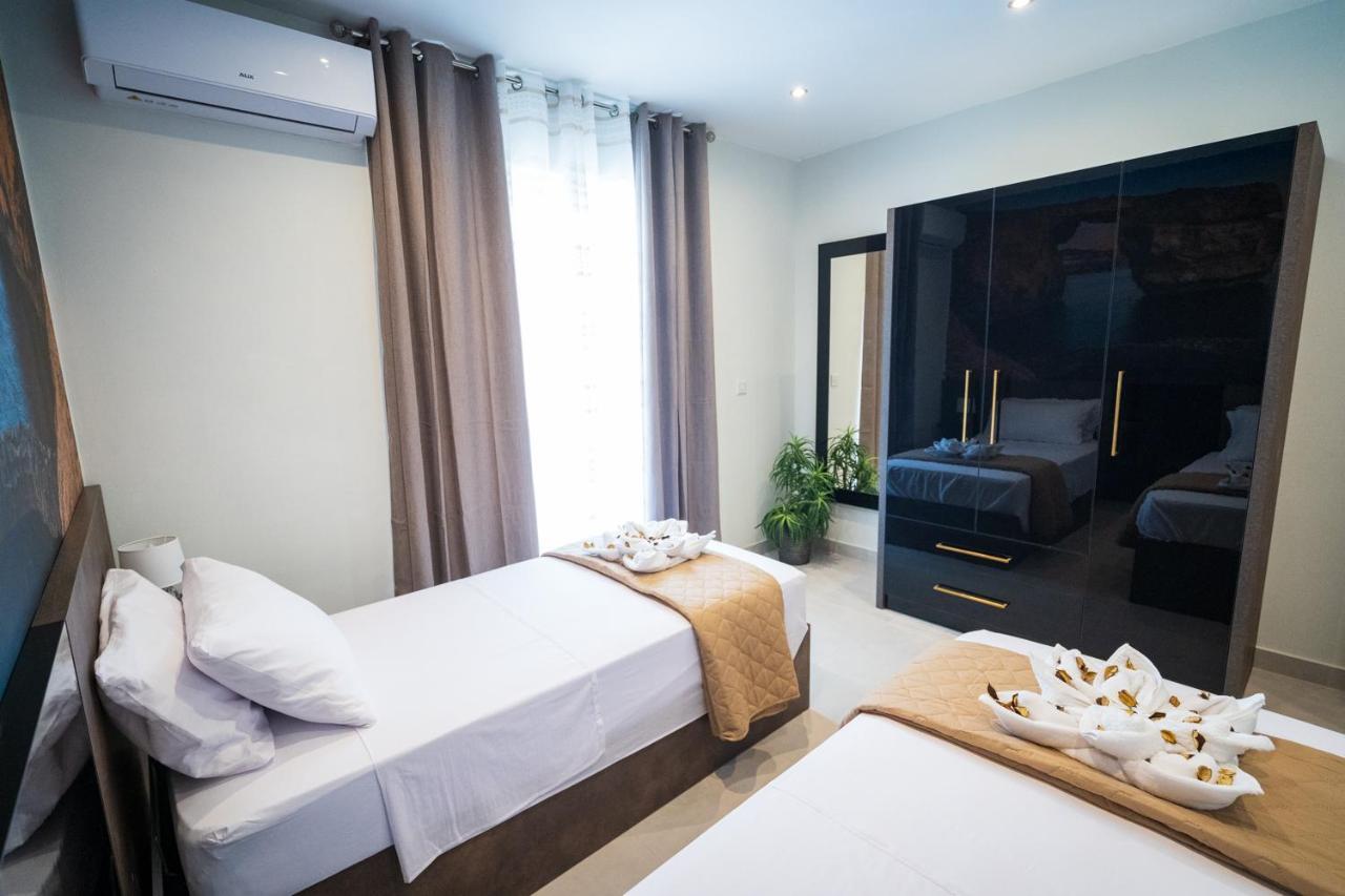 Apartamento Red Rose Marsalforn Exterior foto