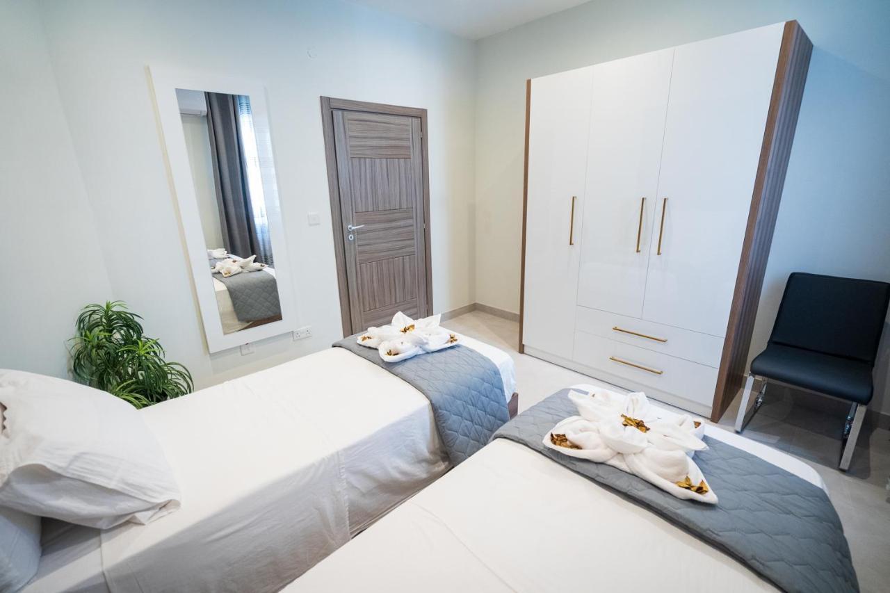 Apartamento Red Rose Marsalforn Exterior foto
