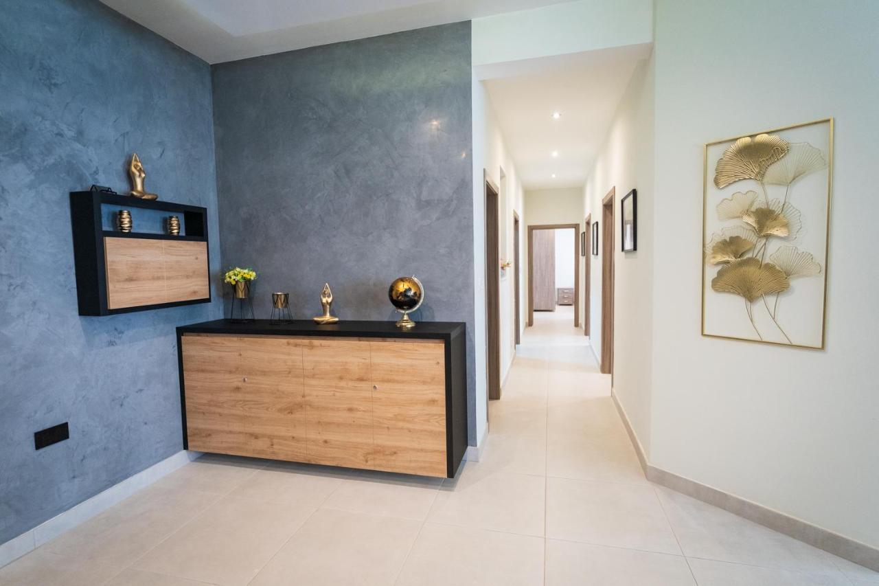 Apartamento Red Rose Marsalforn Exterior foto