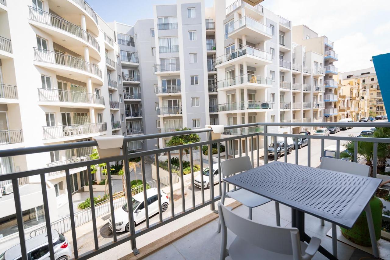 Apartamento Red Rose Marsalforn Exterior foto