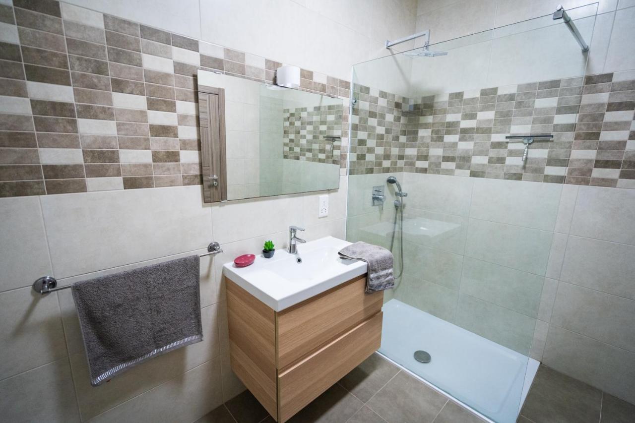 Apartamento Red Rose Marsalforn Exterior foto